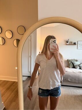 Universal Thread Striped V-Neck Tee - White with Light Gray Stripes